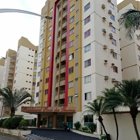 Prive Das Thermas 01 - Ar Split Nos 2 Quartos, Ventilador Na Sala, Purificador Soft Gelada Natural Caldas Novas Exterior photo